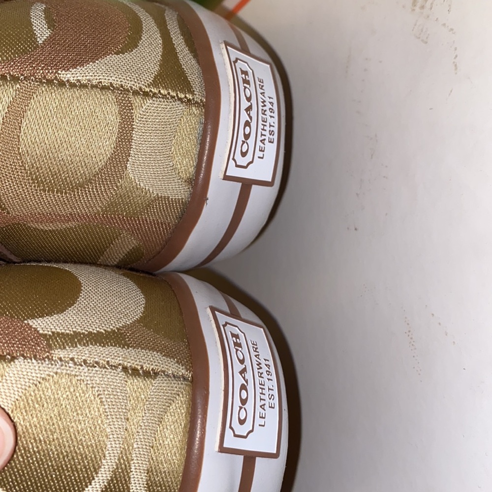 Coach Shoes - Picture 10 of 10